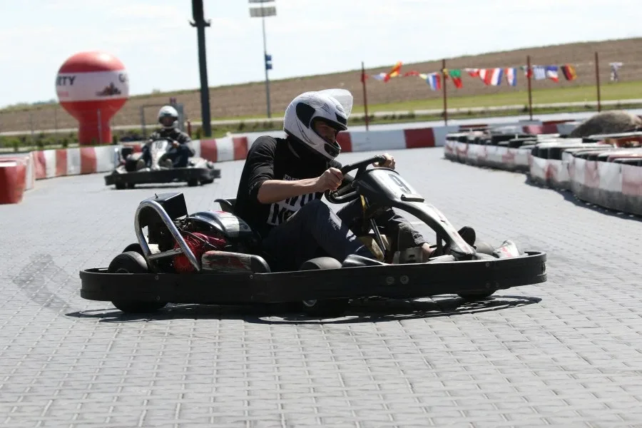 Karting nowym sportem w regionie (zdjęcia, wideo)