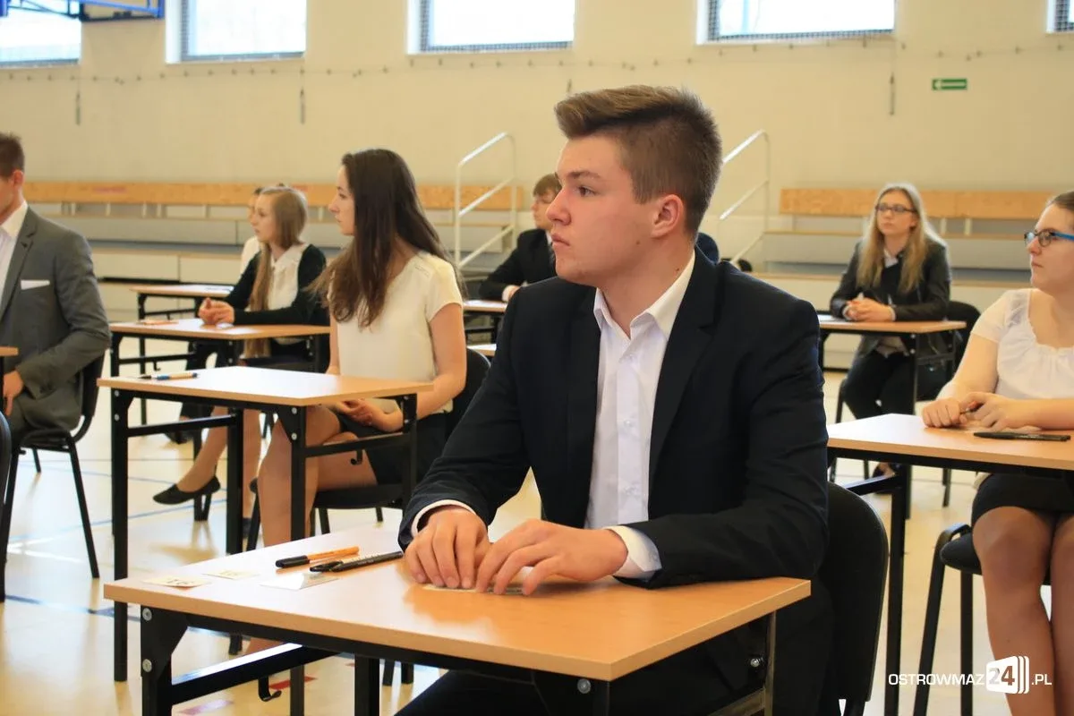 Matura 2017: abiturienci zdają egzamin z języka polskiego (zdjęcia)