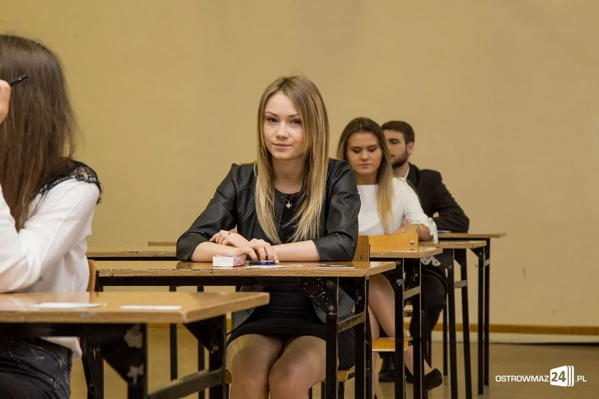 Matura 2017: abiturienci zdają egzamin z języka polskiego (zdjęcia)