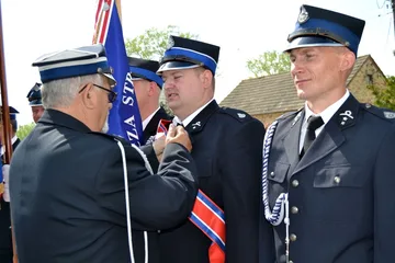 OSP Stara Ruskołęka ze sztandarem. 70-lecie powstania jednostki (zdjęcia)