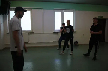 Maciek Pela na warsztatach hip-hop