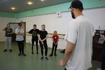 Maciek Pela na warsztatach hip-hop