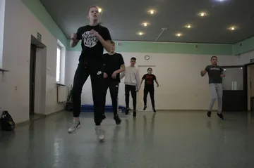 Maciek Pela na warsztatach hip-hop