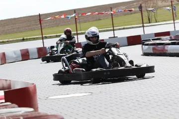 Karting nowym sportem w regionie (zdjęcia, wideo)