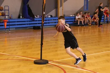 Piotr Barszcz trenował z młodą Tęczą (zdjęcia, wideo)
