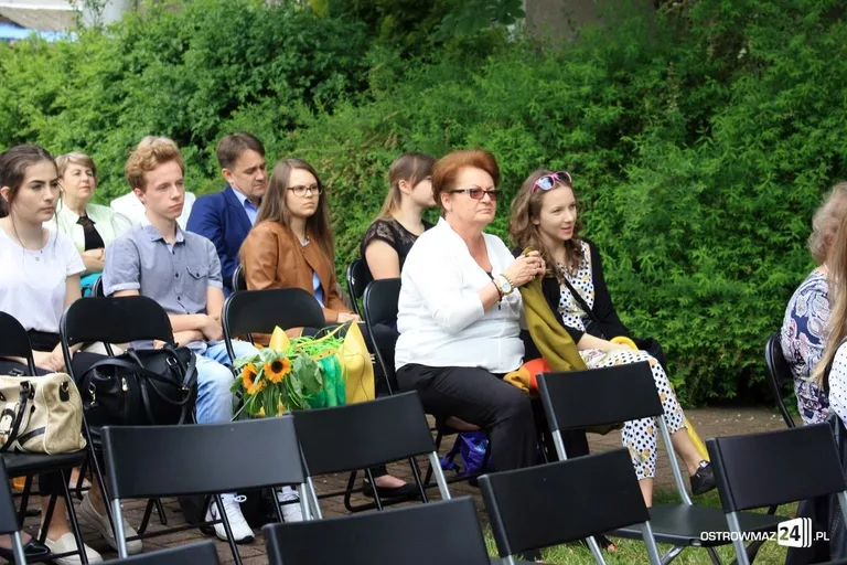 "Piknik z książką" na letniej scenie biblioteki (zdjęcia)