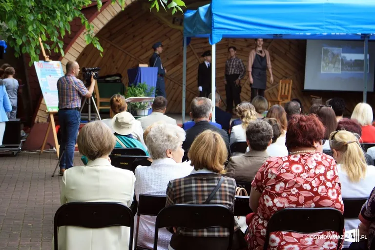 "Piknik z książką" na letniej scenie biblioteki (zdjęcia)