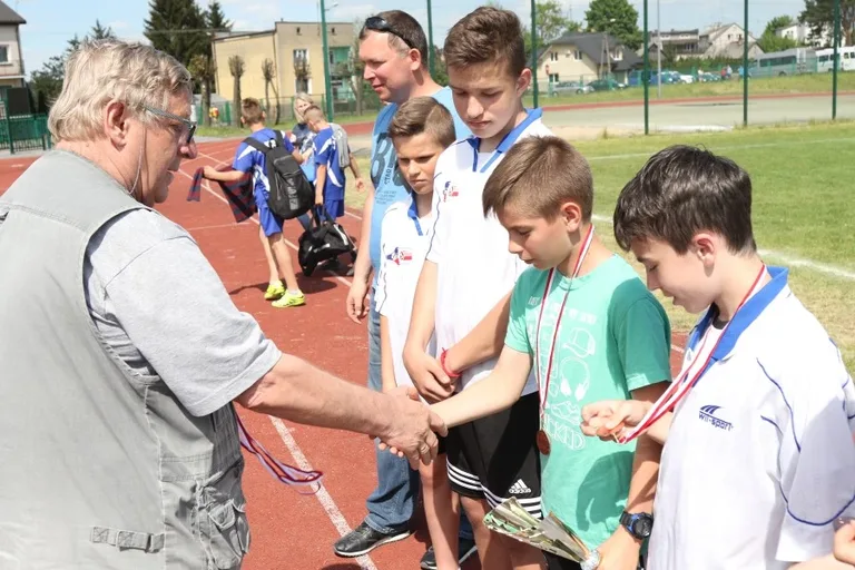 Szkoła Podstawowa w Zarębach Kościelnych z awansem do finałów Mazowsza (zdjęcia, wideo)