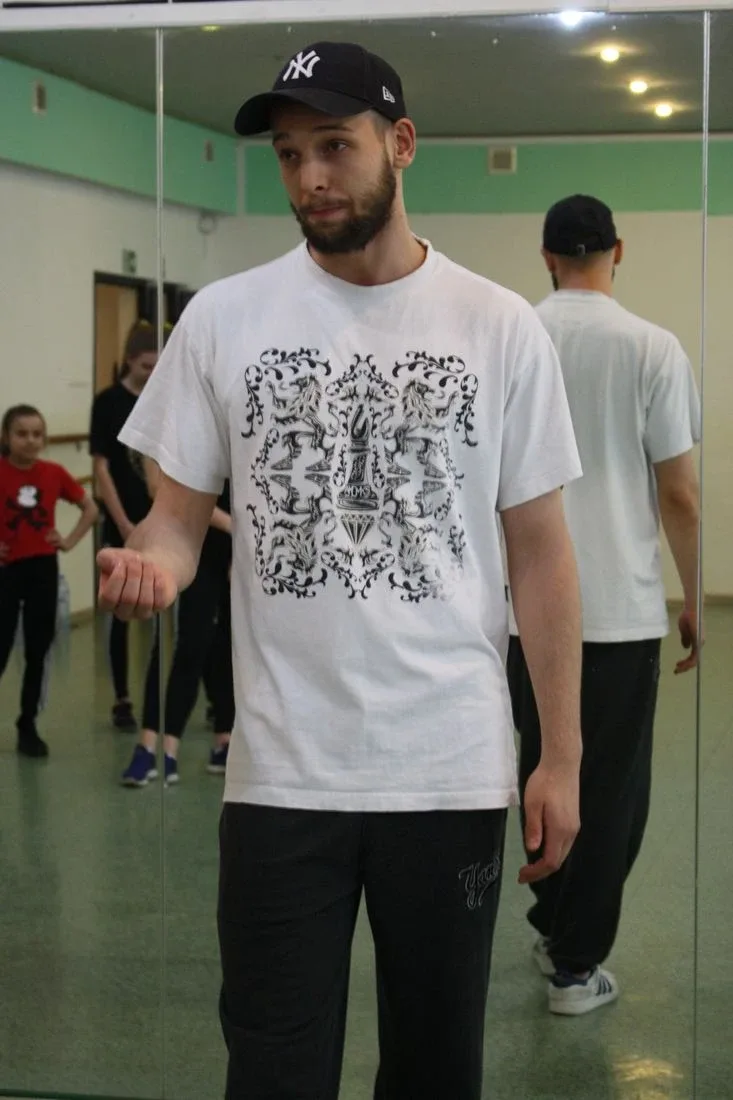 Maciek Pela na warsztatach hip-hop