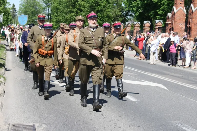 Zamiast spać, woleli zwiedzać (zdjęcia)