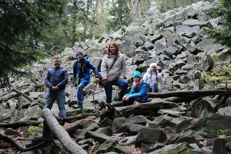 Wycieczka SP1 w Góry Świętokrzystkie (zdjęcia)