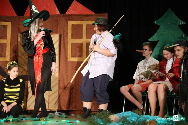 Teatr "Kadra Eli" z ostrowskiej szkoły laureatem festiwalu (zdjęcia, wideo)