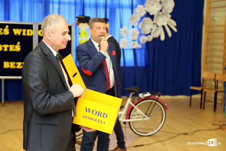 Widoczni i bezpieczni w Zarębach Kościelnych (zdjęcia, wideo)
