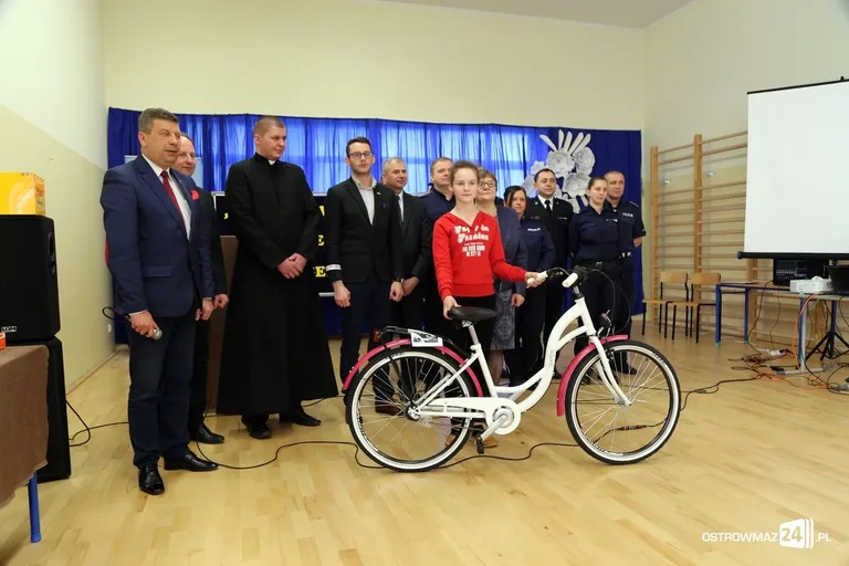 Widoczni i bezpieczni w Zarębach Kościelnych (zdjęcia, wideo)