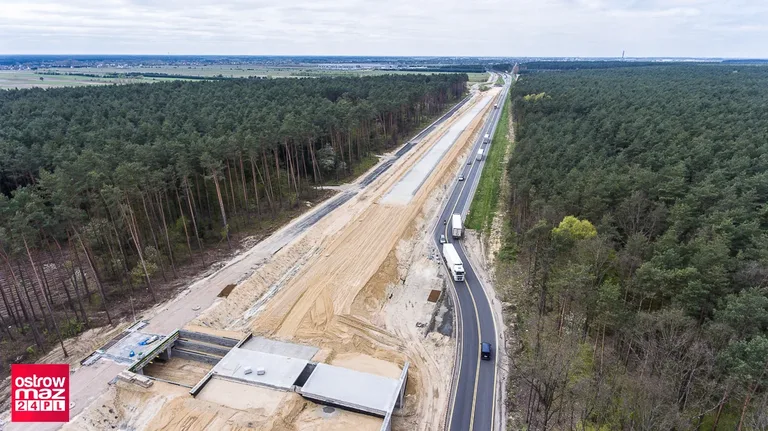 Zdjęcia lotnicze z budowy drogi S8