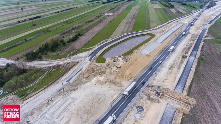 Zdjęcia lotnicze z budowy drogi S8