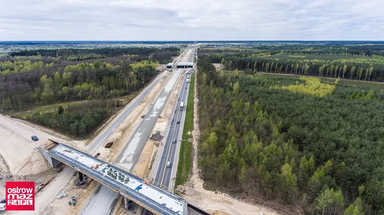 Zdjęcia lotnicze z budowy drogi S8