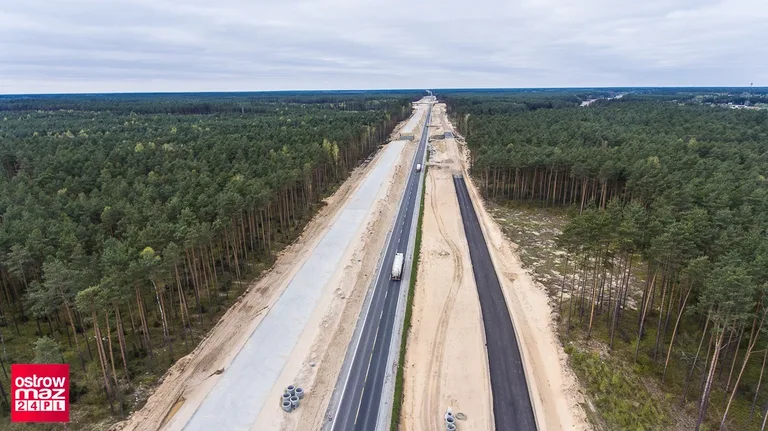 Zdjęcia lotnicze z budowy drogi S8
