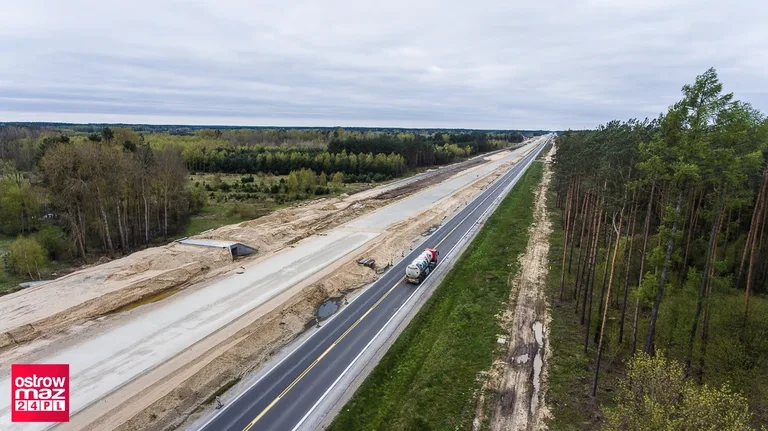 Zdjęcia lotnicze z budowy drogi S8
