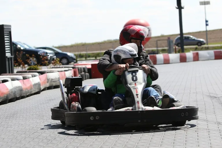 Karting nowym sportem w regionie (zdjęcia, wideo)