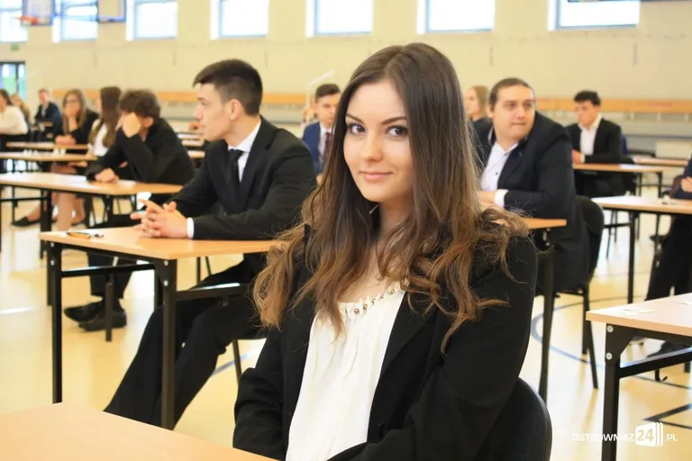 Matura 2017: abiturienci zdają egzamin z języka polskiego (zdjęcia)