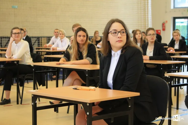 Matura 2017: abiturienci zdają egzamin z języka polskiego (zdjęcia)