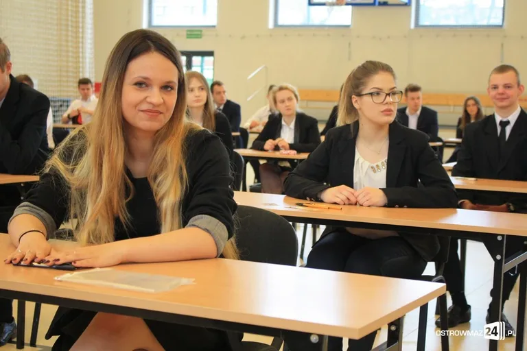 Matura 2017: abiturienci zdają egzamin z języka polskiego (zdjęcia)