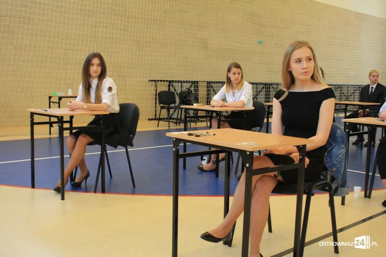 Matura 2017: abiturienci zdają egzamin z języka polskiego (zdjęcia)