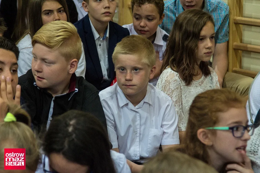 Zakończenie roku szkolnego w ostrowskiej "Czwórce" (zdjęcia)