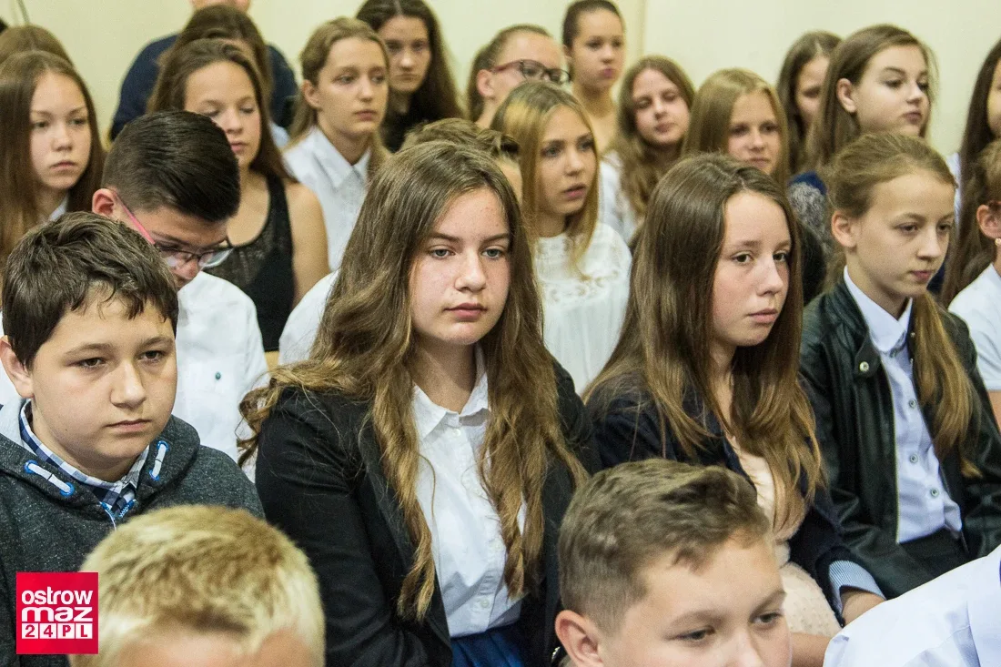 Zakończenie roku szkolnego w ostrowskiej "Czwórce" (zdjęcia)