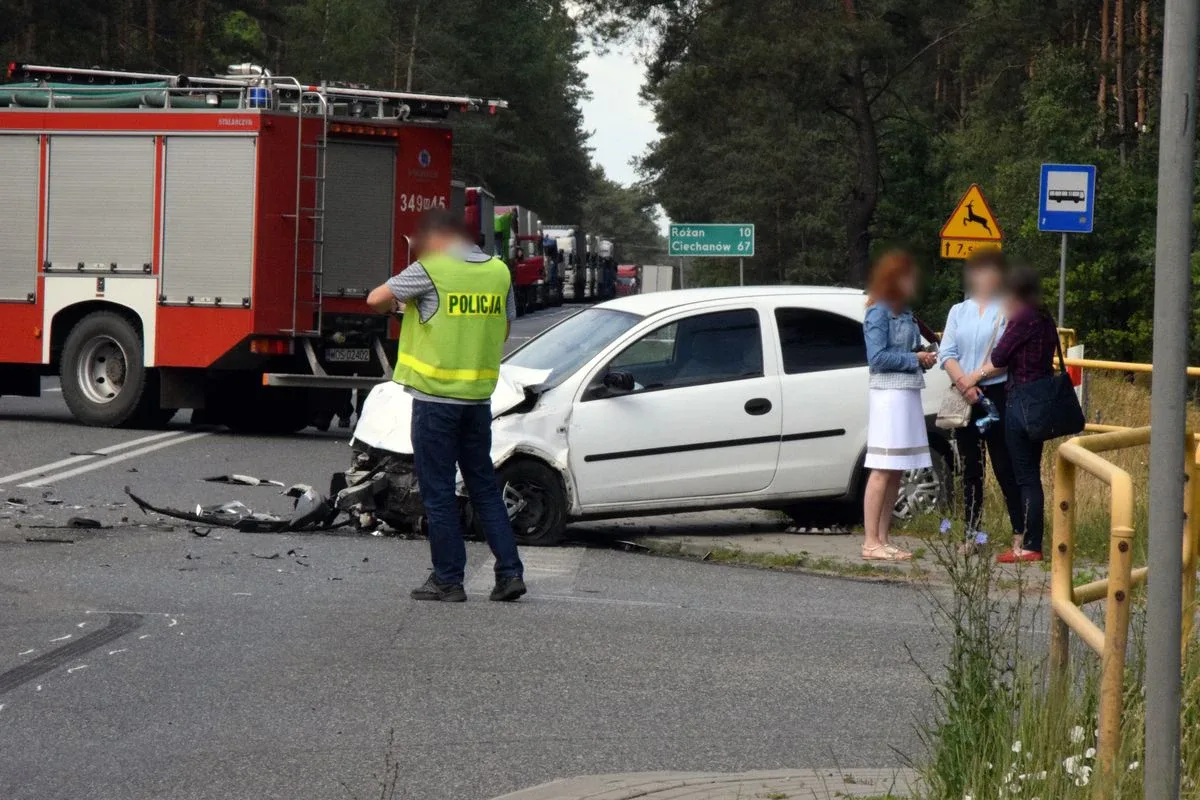 Śmiertelny wypadek na drodze krajowej nr 60 (zdjęcia)