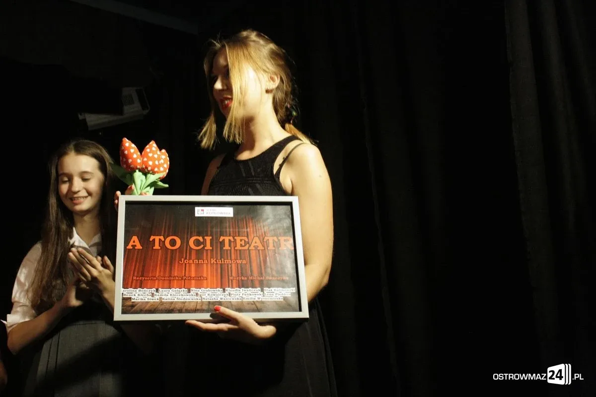 Premiera w ostrowskim teatrze z nowym reżyserem (zdjęcia)