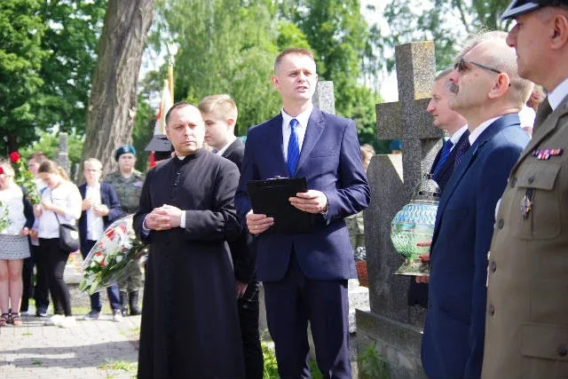 Święto 18. Pułku Artylerii Lekkiej i ostrowskiej "Czwórki" (zdjęcia)
