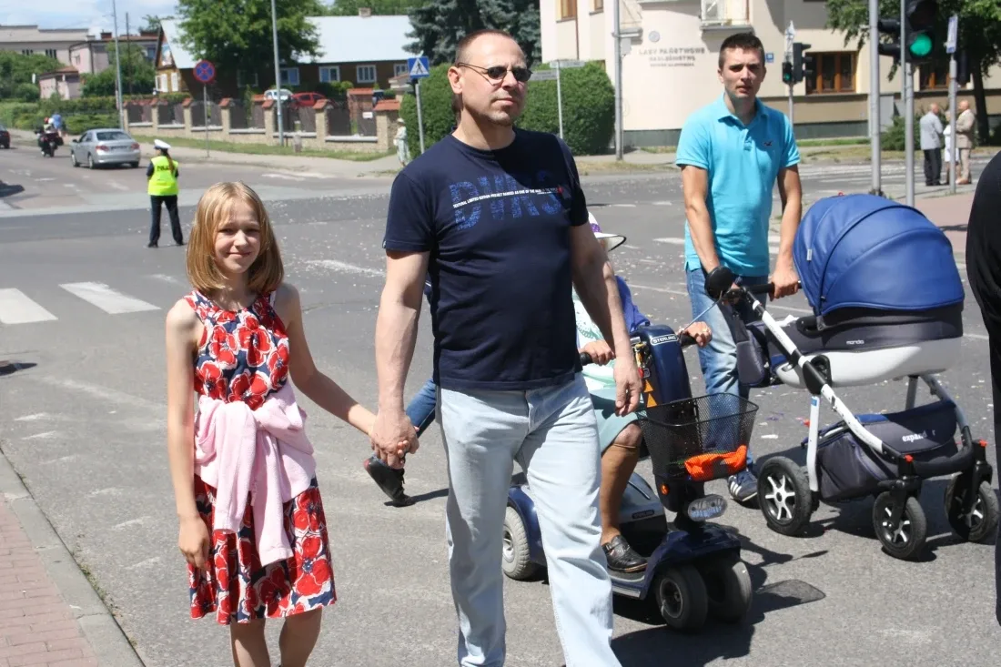 Procesje Bożego Ciała przeszły ulicami miasta (zdjęcia)