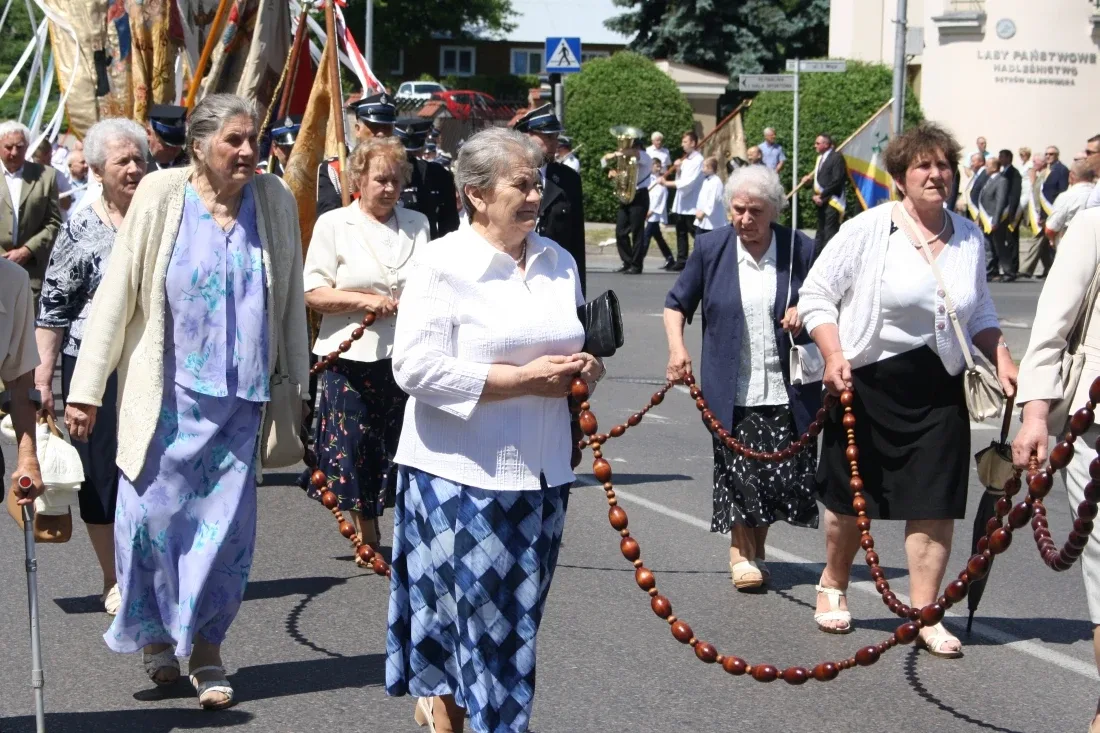 Procesje Bożego Ciała przeszły ulicami miasta (zdjęcia)