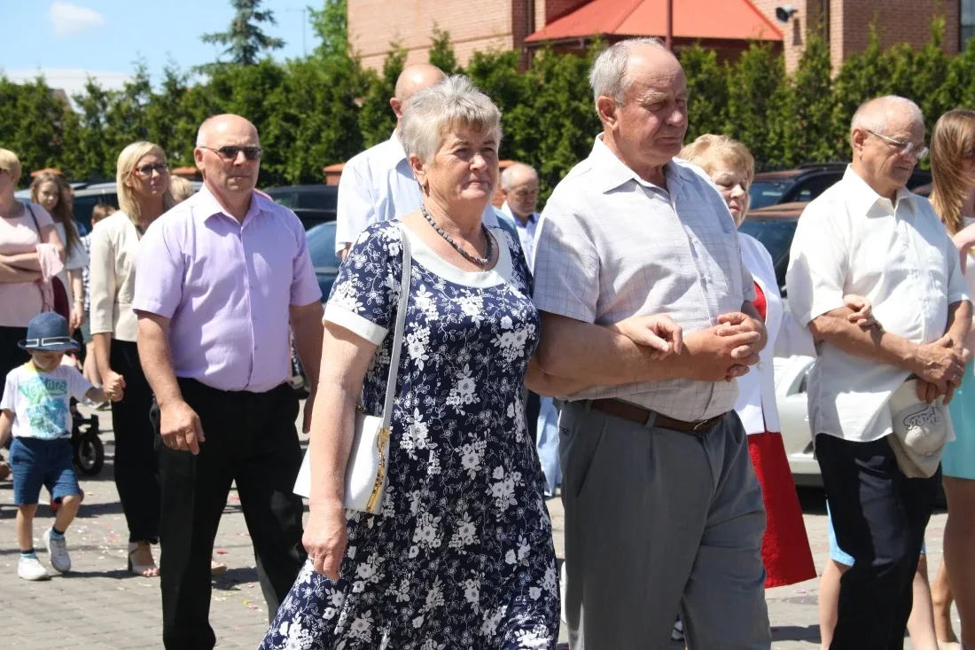 Procesje Bożego Ciała przeszły ulicami miasta (zdjęcia)