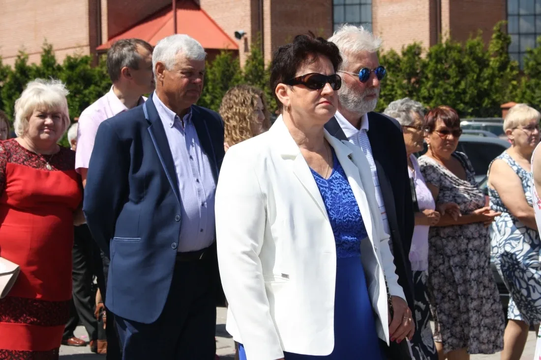 Procesje Bożego Ciała przeszły ulicami miasta (zdjęcia)