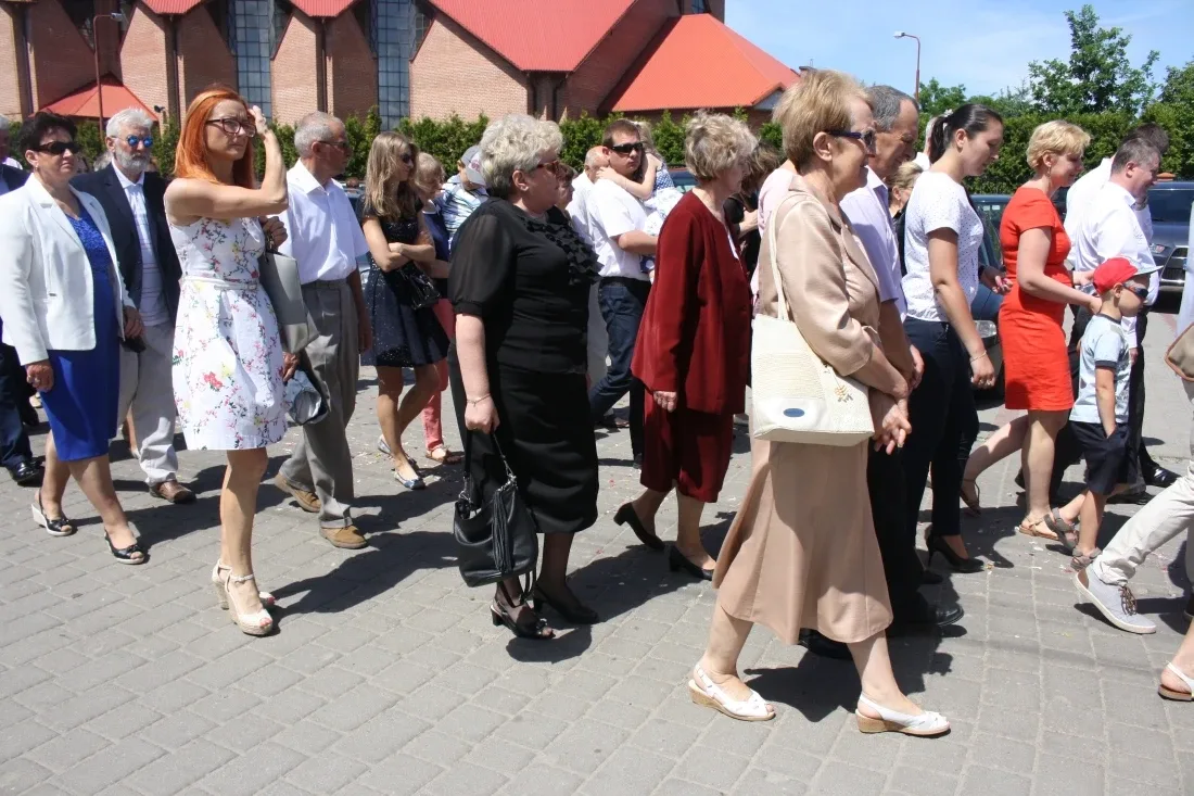 Procesje Bożego Ciała przeszły ulicami miasta (zdjęcia)