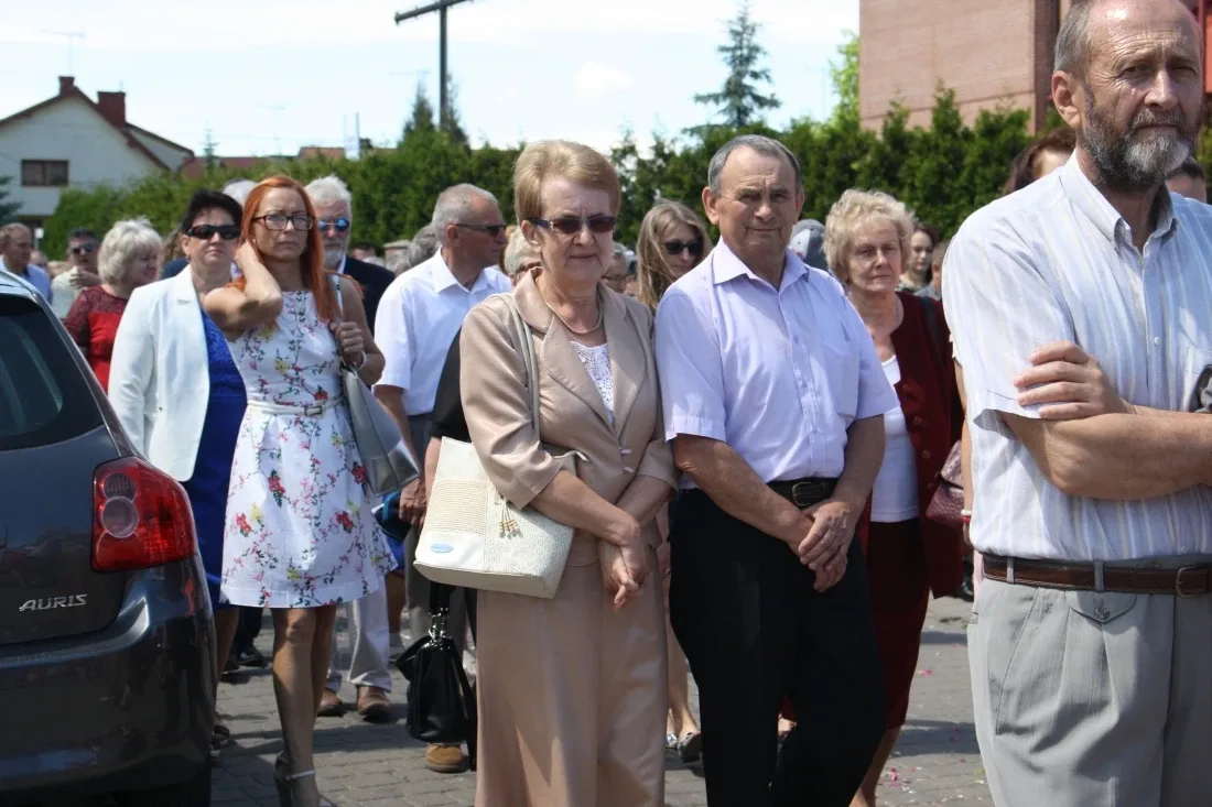 Procesje Bożego Ciała przeszły ulicami miasta (zdjęcia)
