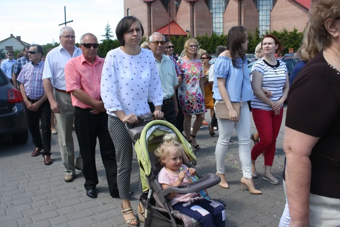 Procesje Bożego Ciała przeszły ulicami miasta (zdjęcia)