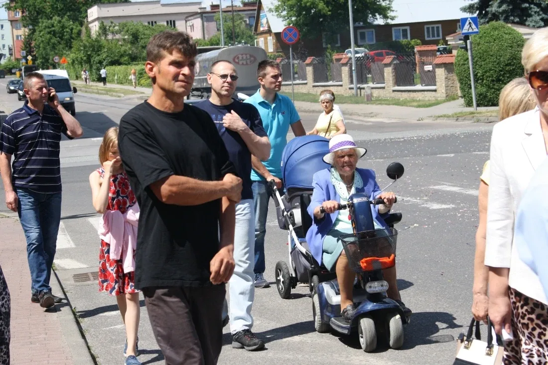 Procesje Bożego Ciała przeszły ulicami miasta (zdjęcia)