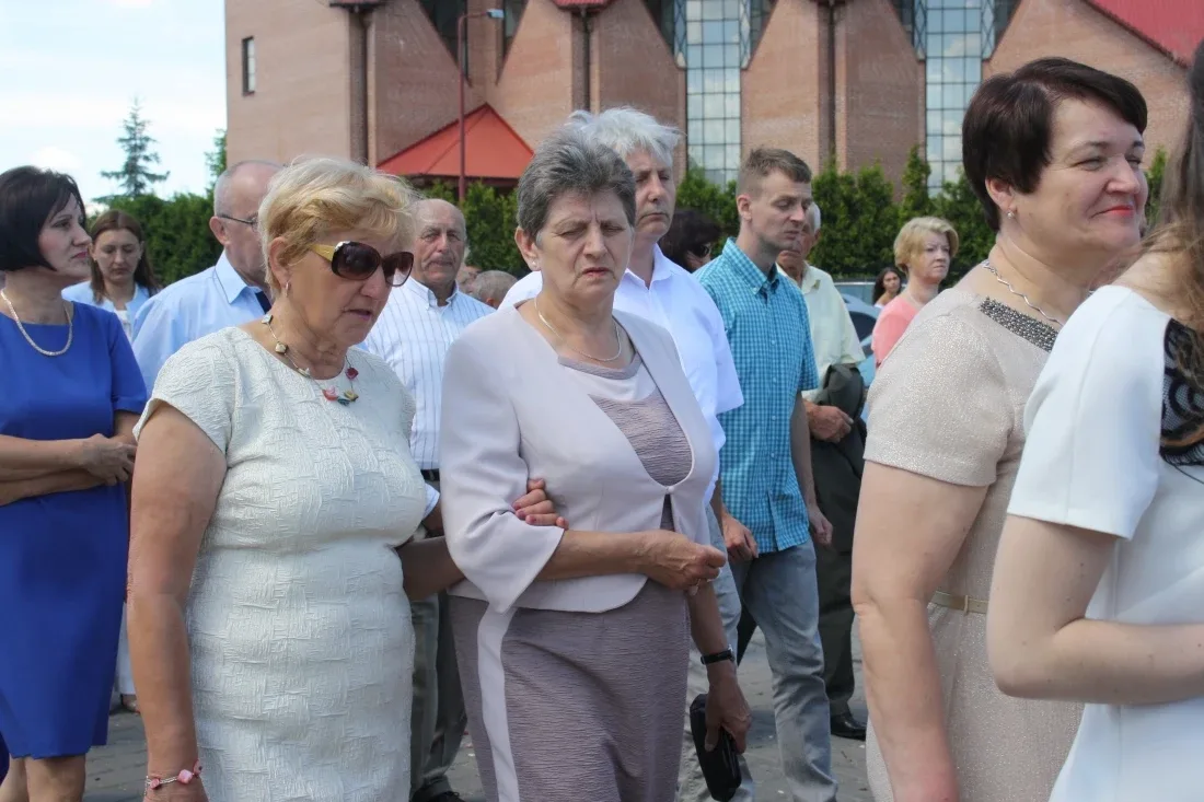 Procesje Bożego Ciała przeszły ulicami miasta (zdjęcia)