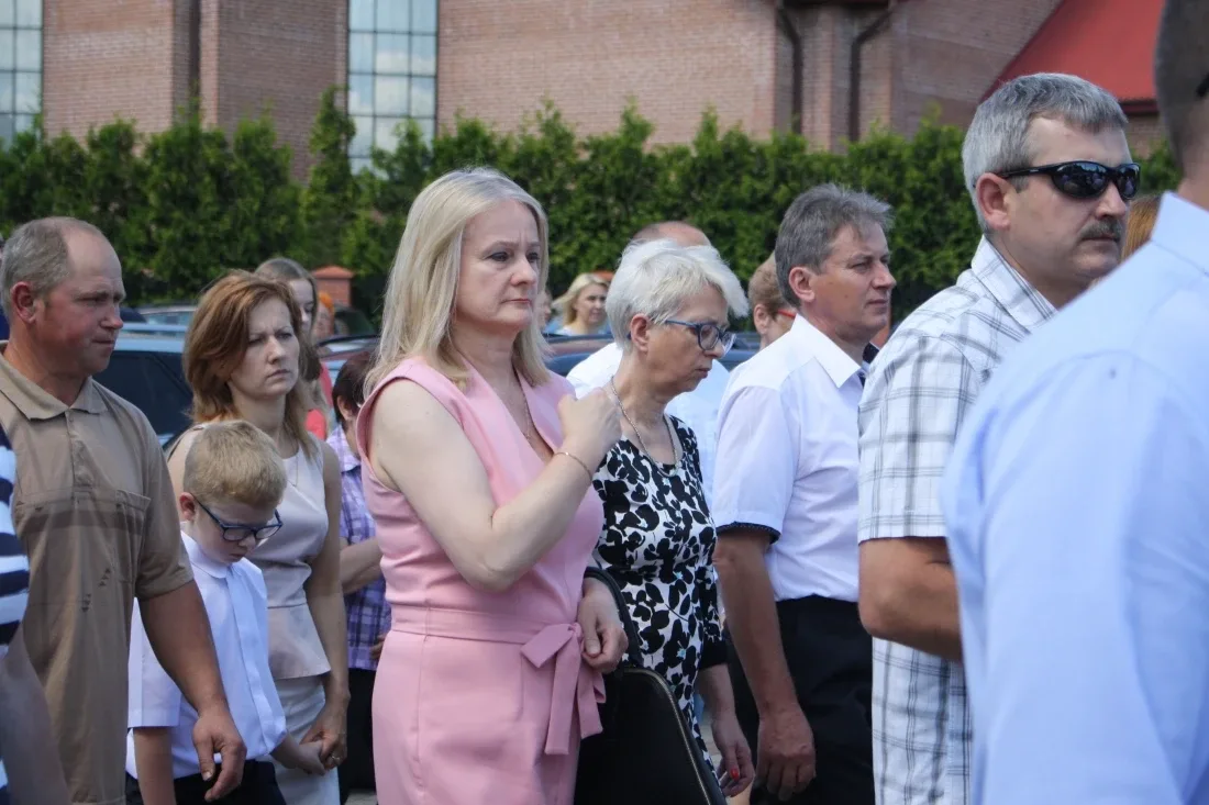 Procesje Bożego Ciała przeszły ulicami miasta (zdjęcia)
