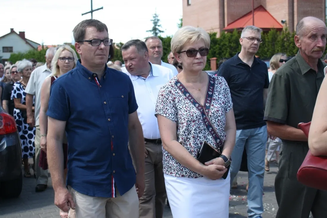 Procesje Bożego Ciała przeszły ulicami miasta (zdjęcia)