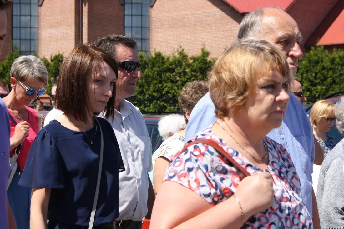 Procesje Bożego Ciała przeszły ulicami miasta (zdjęcia)