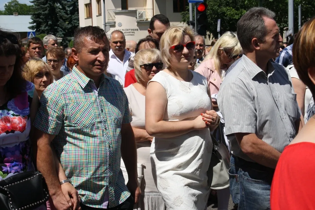 Procesje Bożego Ciała przeszły ulicami miasta (zdjęcia)
