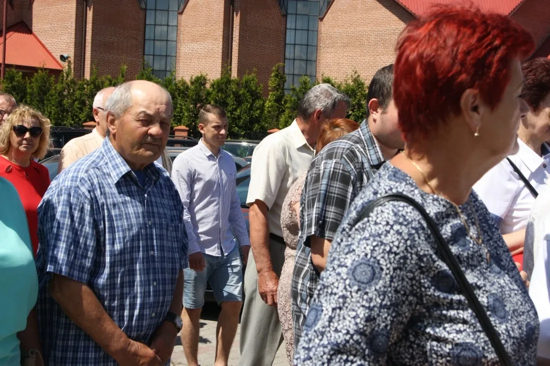 Procesje Bożego Ciała przeszły ulicami miasta (zdjęcia)