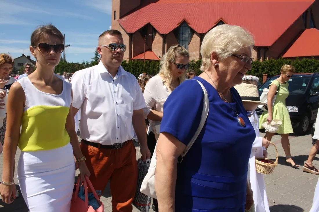 Procesje Bożego Ciała przeszły ulicami miasta (zdjęcia)