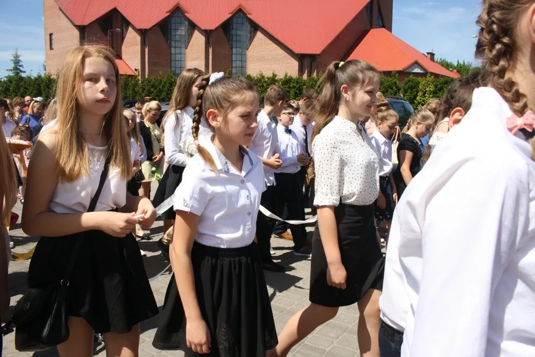 Procesje Bożego Ciała przeszły ulicami miasta (zdjęcia)