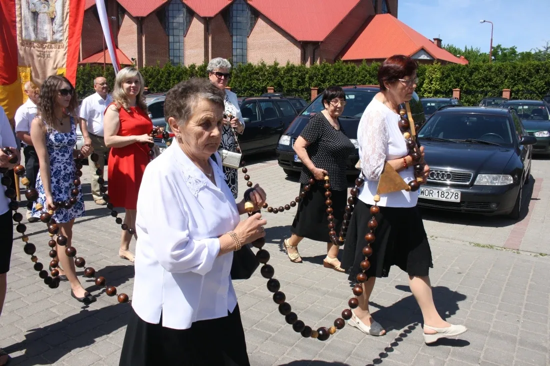 Procesje Bożego Ciała przeszły ulicami miasta (zdjęcia)